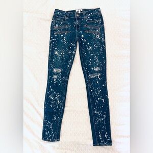 PAIGE ultra rare skinny jeans splattered